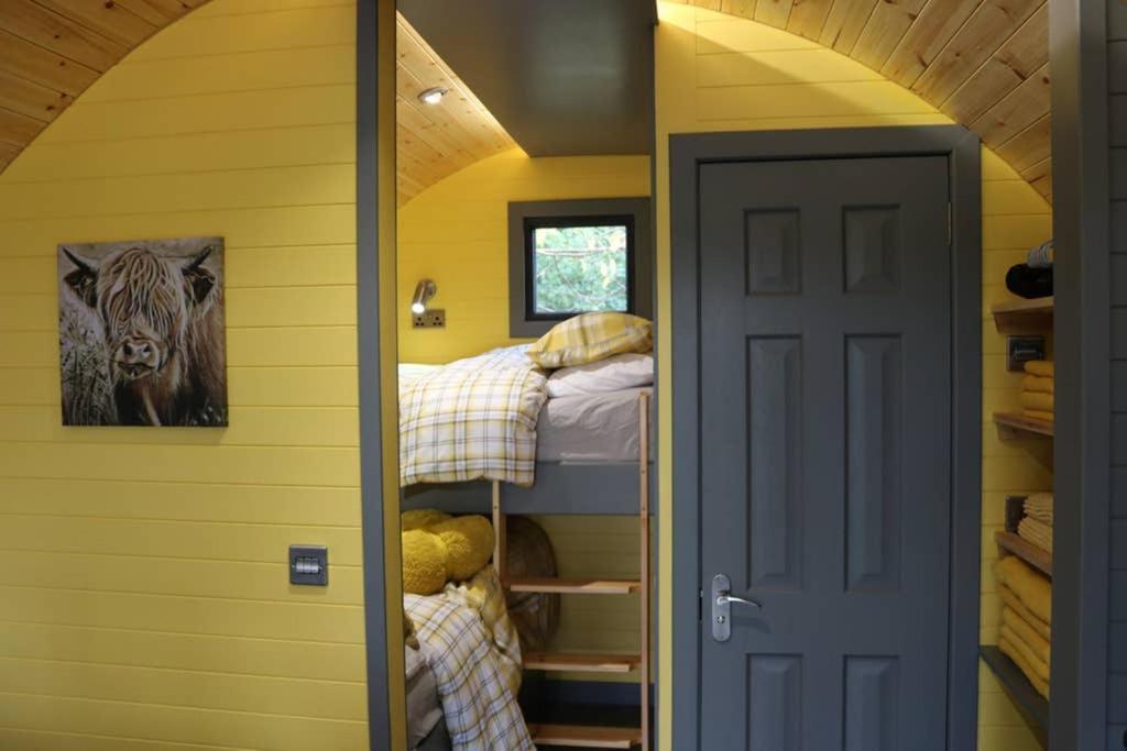 Glampods Glamping Pod - Meet Highland Cows And Sheep Elgin别墅 外观 照片