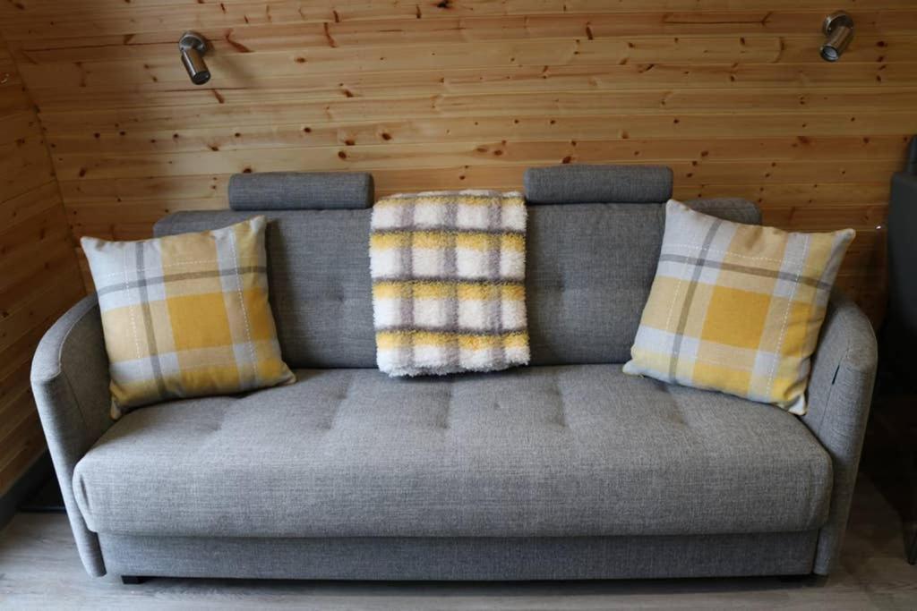 Glampods Glamping Pod - Meet Highland Cows And Sheep Elgin别墅 外观 照片